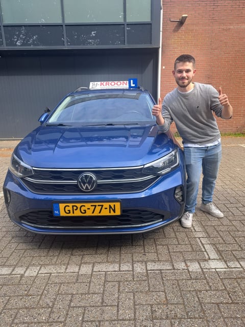 Luuk, geslaagd in Almere